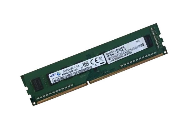 03A02-00012400 Asus 4GB DDR3-1600MHz PC3-12800 Non-ECC Unbuffered CL11 240-Pin UDIMM 1.5V Dual Rank Memory Module