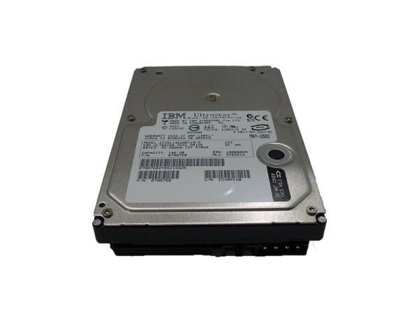 07N8760 Hitachi 146GB 10000RPM Ultra-320 SCSI 68-Pin 3.5-inch Hard Drive