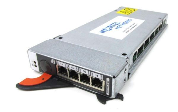 32R1861 IBM BladeCenter EL4512031 6 x Ports 1GbE Fibre Ethernet Switch Module