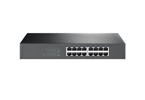 06X158 Dell PowerConnect 2016 16 x Ports 10/100 Fast Ethernet Switch