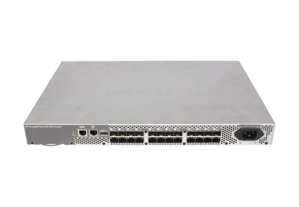 AM867C-16AP HP StorageWorks 8/8 + 16 x Active Ports Full Fabric Enabled SAN Switch
