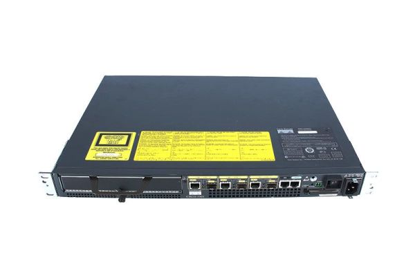 CISCO7301 Cisco 7301 Router Chassis 3 x 10/100/1000Base-T LAN 1 x Port Adapter, 3 x SFP (mini-GBIC), 1 x CompactFlash (CF) Card Router Chassis