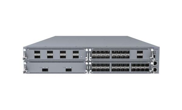 EC8400A02-E6 Extreme Networks ExtremeSwitching Virtual Services Platform 8404C 4-slot Ethernet Switch