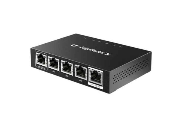 ER-X Ubiquiti EdgeRouter ER-X 3 x Ports 1000Base-T + 1 x Port PoE RJ-45 + 1 x Port PoE RJ-45 Pass-through Advanced Gigabit Ethernet Router
