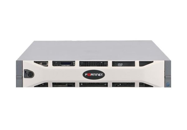 FML-3000D-E02S-BDL-G-953-24 Fortinet FortiMail 3000D 4-Port 1000Base-T GbE 4 x RJ-45 2 x SFP Slot Manage Rack-Mountable Firewall