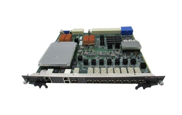 FS-5003A-US Fortinet FortiSwitch 5000 Series 5003A Blade 8 x Ports SFP+ Fabric + 1 x SFP+ + 2 x Potrts 1000Base-T Network Module