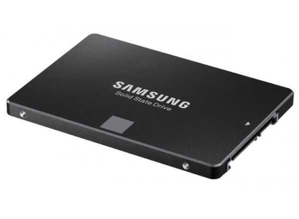 MZILS3T2HCJM-000H3 Samsung 3.2TB SAS 12Gb/s 2.5-inch Solid State Drive